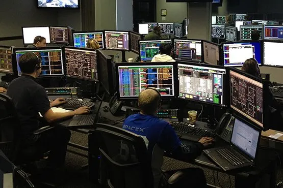 space-center-693251_edit_555x370_ccm-compressor.jpg